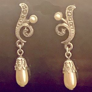 Vintage Rhinestone and pearl drop earrings